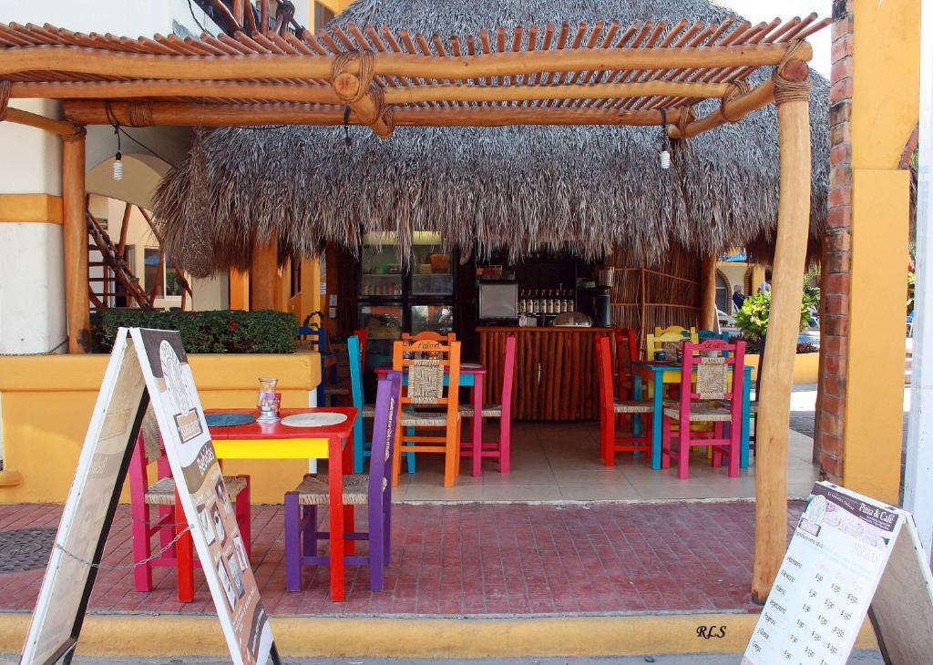 Bungalows El Delfin Rincón de Guayabitos Exterior foto